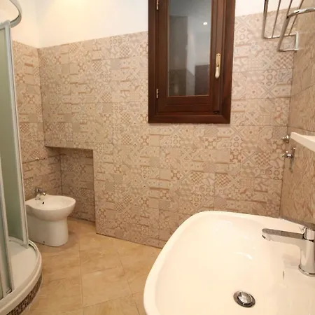Al Centro Affittacamere Guest house *
